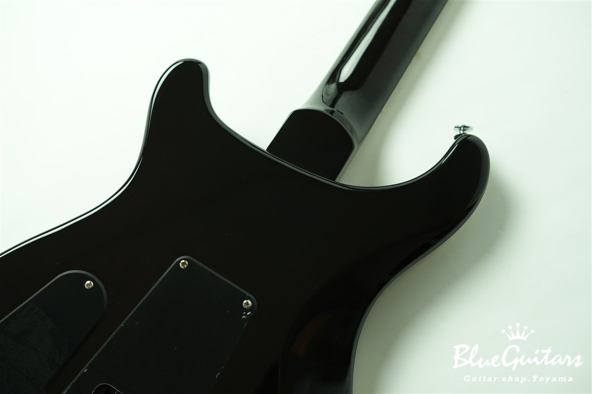 SE Custom 22 Semi-Hollow Quilt Maple Top - Black Gold Sunburst