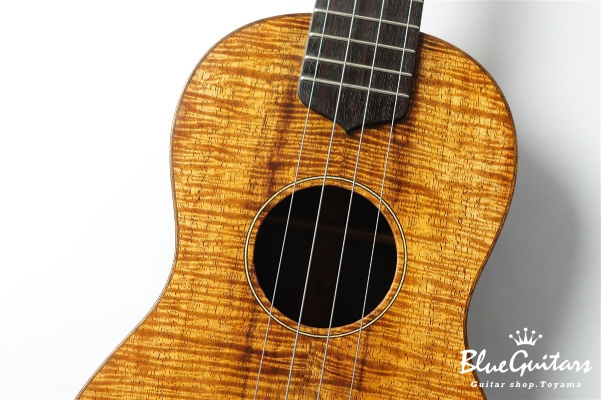 ukulele tenor 14f std. w Curly Hawaiian Koa Top / Ebony SIDE & BACK