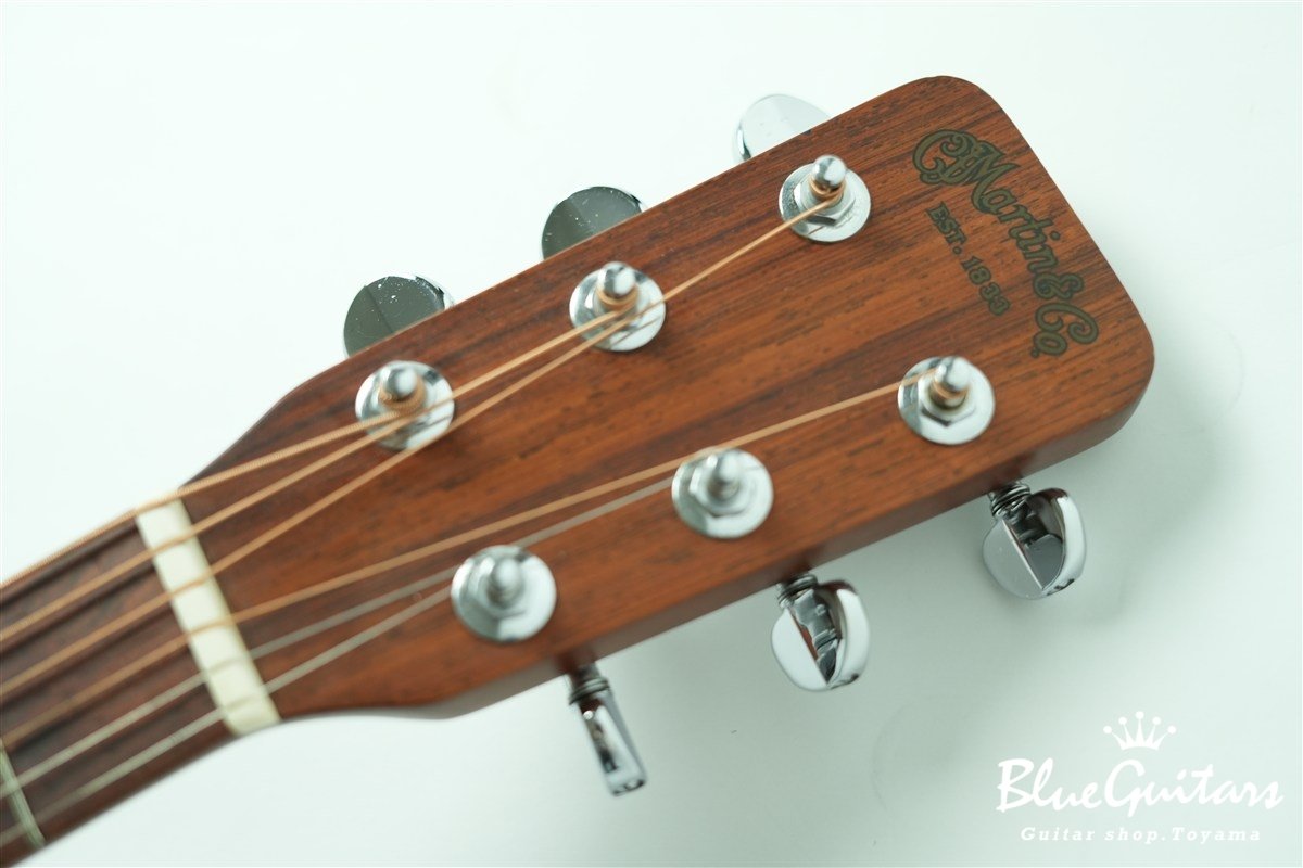1969年製 D-18