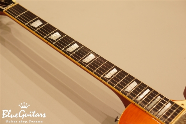 1980年製 Super Real Series EGF-1200 - Sunburst Lady
