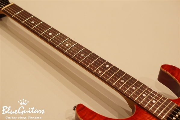 Modern Quilt Maple Top - Faded Trans Wine Red Burst