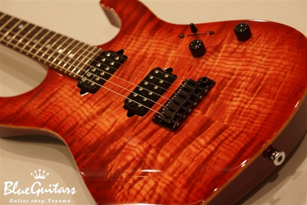Modern Quilt Maple Top - Faded Trans Wine Red Burst