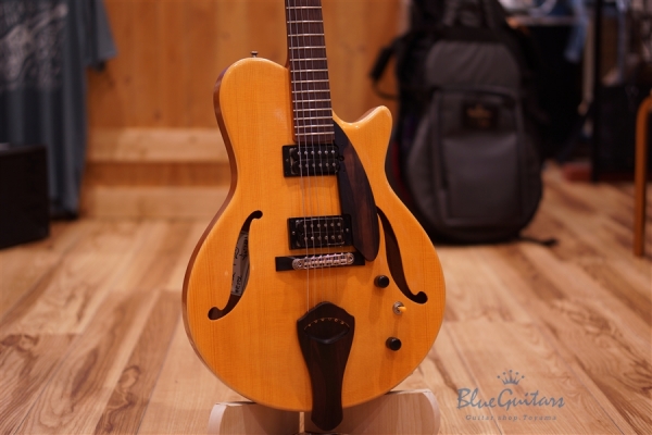 Arcus Semi-hollow Jazz - Amber