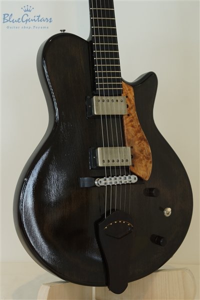 Arcus Thinbody Archtop (Non Hole) - Sumi