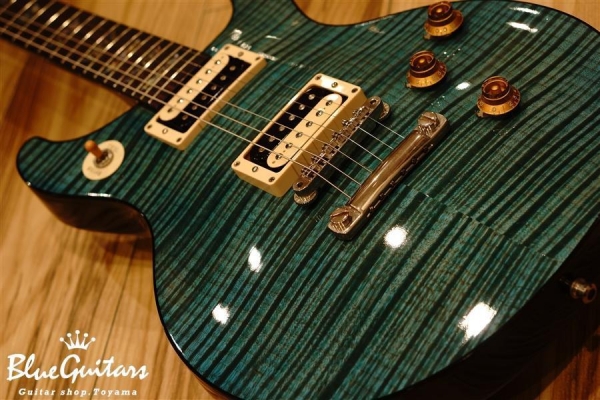 Tak Matsumoto DC Standard 1st Edition. - Aqua Blue