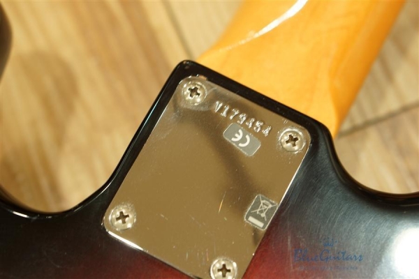 American Vintage 62 Precision Bass - 3CS