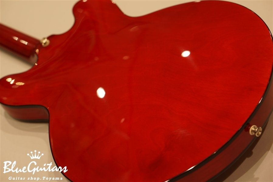 Dot Studio - Gloss Cherry