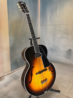 ES-150 Model (1930s) w/ Iwamoto Case