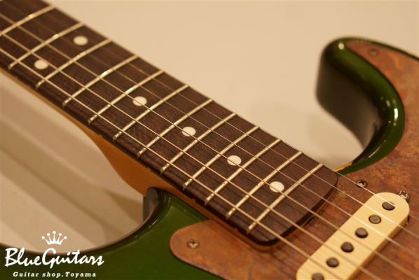 Model S. #007 Heavy Aged - Candy Apple Green with Copper Red