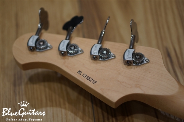 SK-4DX - Cherry Sunburst / Maple FB