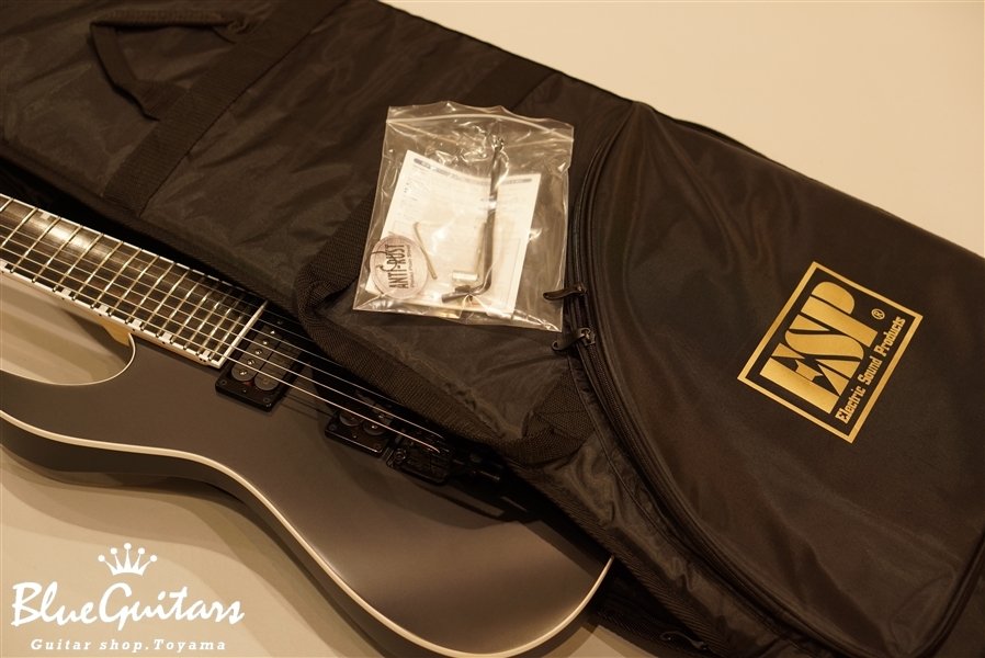 E-MR-FR7 - Black Satin