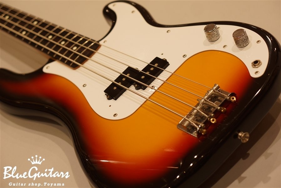 Squier by Fender SPB-33 Made in Japan - 3Tone Sunburst | Blue