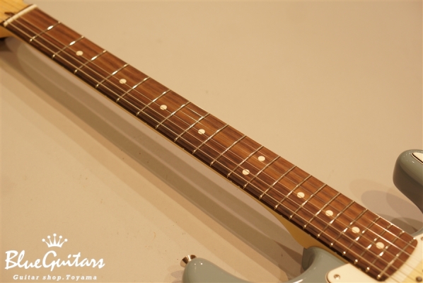 American Professional Stratocaster - Sonic Gray