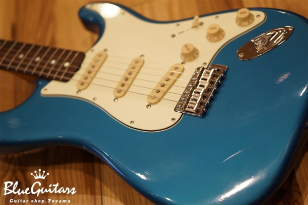 ST classic - Light Relic / Quartersawn & Roasted Maple Neck / Amalfitano P.U.- LPB(All Lacquer)