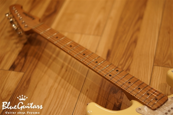 ST modern SSH/Quartersawn&Roasted Flame Maple Neck/Amalfitano P.U. - VWH(Uretane Body/Lacquer Neck)