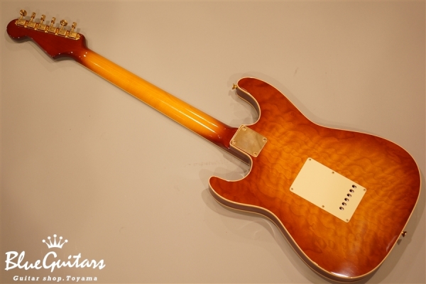Hamiltone Style - Sunburst / Gold Parts
