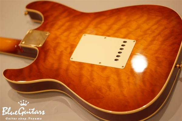 Hamiltone Style - Sunburst / Gold Parts
