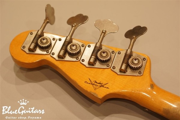 Team Built 1960 Jazz Bass Relic - 3 Color Sunburst