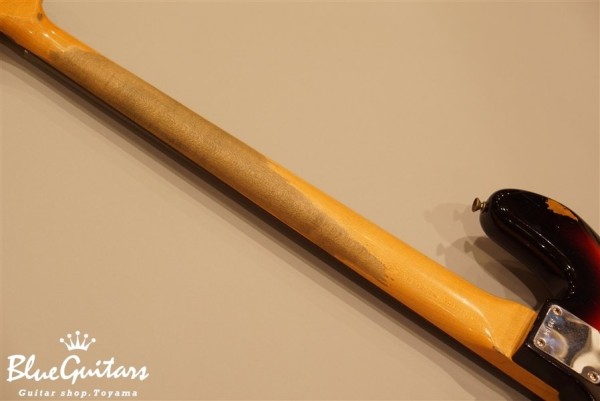 Team Built 1960 Jazz Bass Relic - 3 Color Sunburst