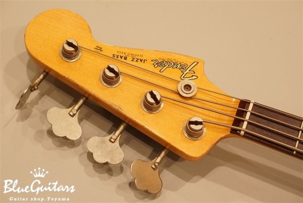 Team Built 1960 Jazz Bass Relic - 3 Color Sunburst