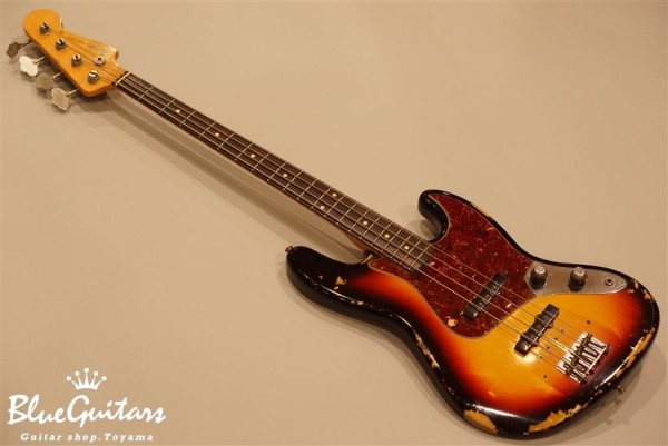 Team Built 1960 Jazz Bass Relic - 3 Color Sunburst