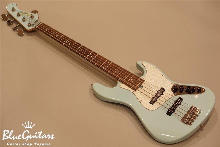 【美品】Bacchus WL-501AC アクティブ 5弦 Global 美品】Bacchus WL-501AC アクティブ 5弦 Global - メルカリ