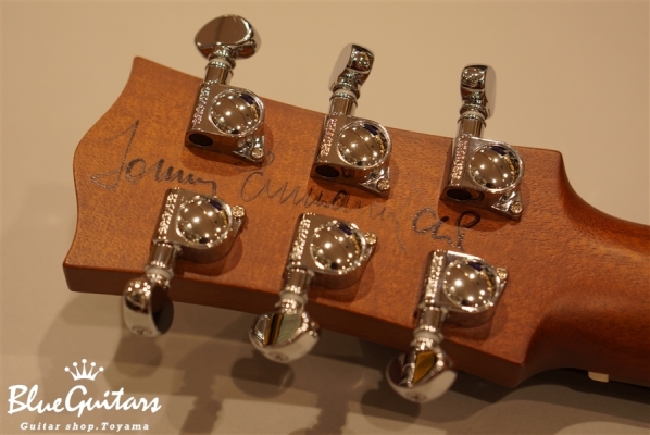 EMTE -Tommy Emmanuel Signature-