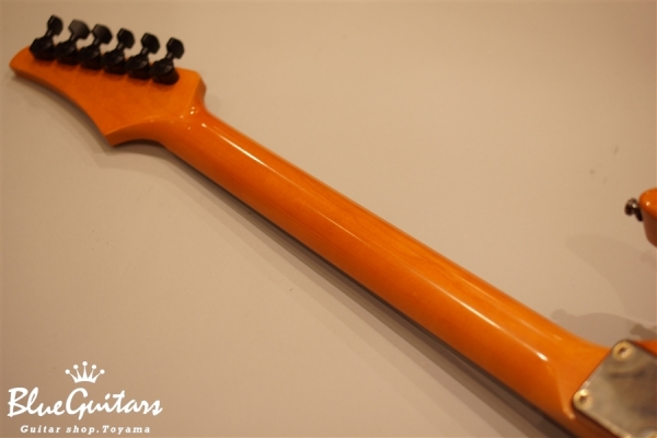 Vintage Tremolo SSS / Swamp Ash - Amber