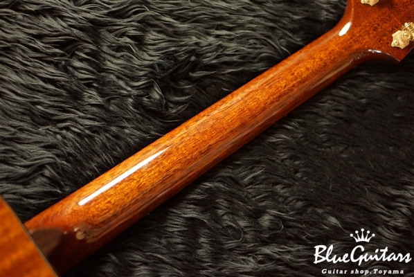 Model AD. African Mahogany