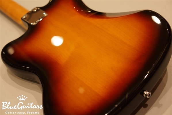 Classic Player Jaguar HH - 3Color Snburst