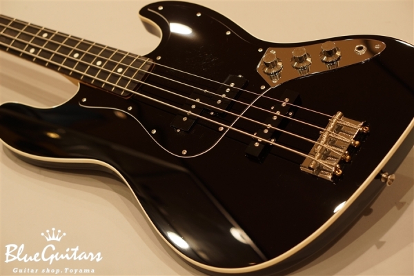 Aerodyne Jazz Bass - Black