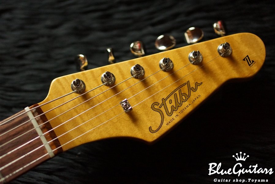 Model S. #021 Light Aged - Burn Burgundy Rose with True Red