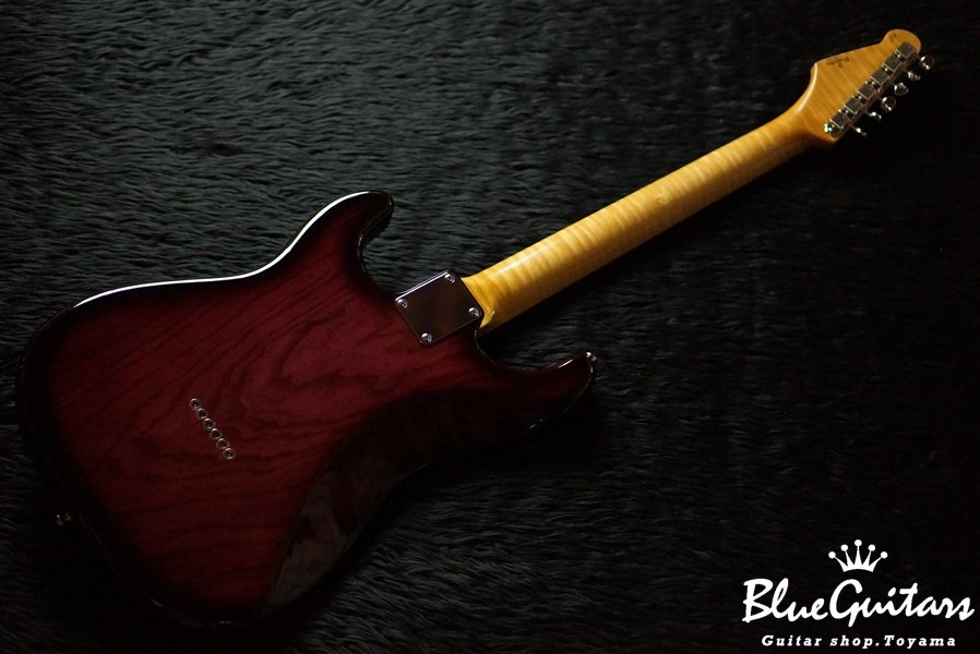 Model S. #021 Light Aged - Burn Burgundy Rose with True Red