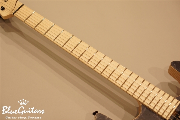 S-622 Ash/M - Black Granite