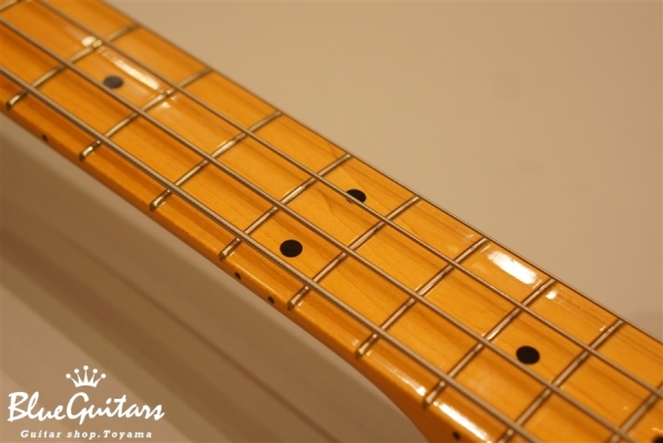 American Vintage 1957 Precision Bass - White Blonde