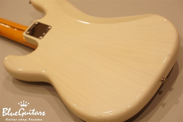 American Vintage 1957 Precision Bass - White Blonde