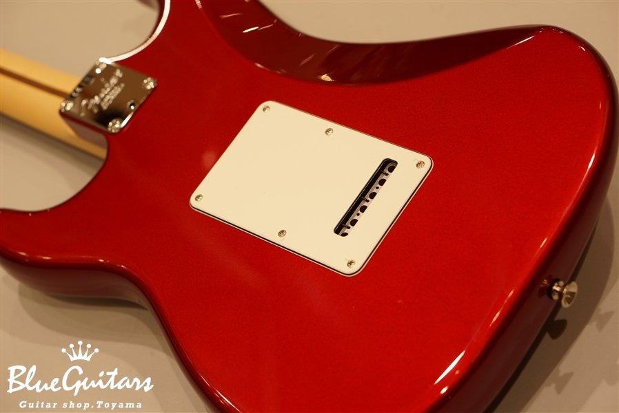 American Professional Stratocaster - Candy Apple Red