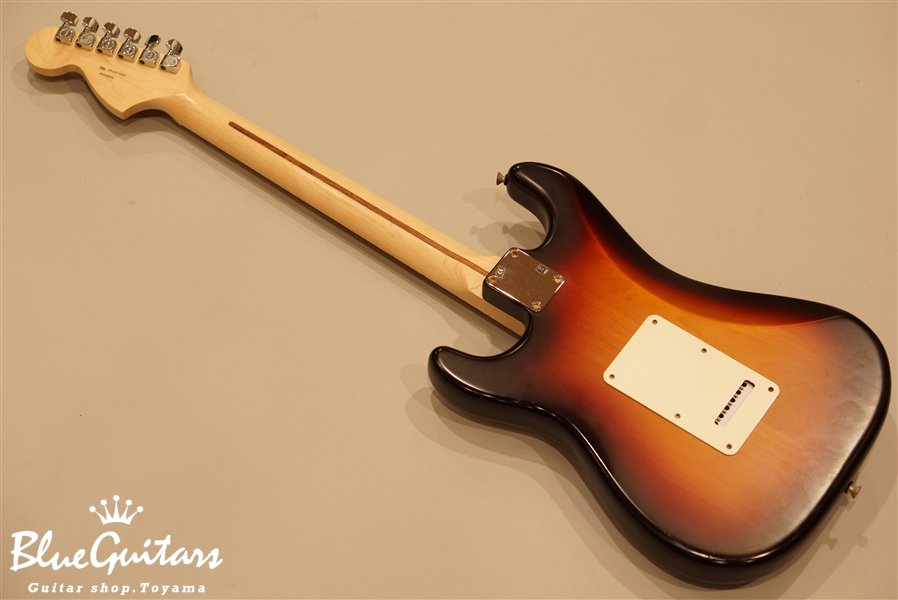 USA Highway One Stratocaster - 3-Color Sunburst