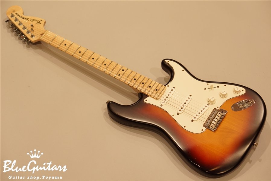 USA Highway One Stratocaster - 3-Color Sunburst