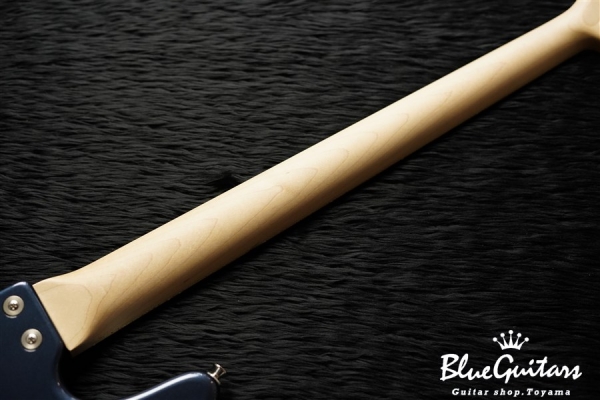 Metroline series RV4 - Dark Lake Placid Blue