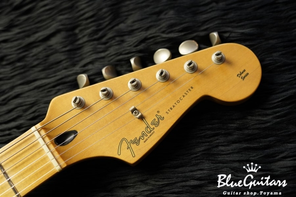 Mexico 60th Anniv. STRATOCASTER - Black w/ Mid Booster