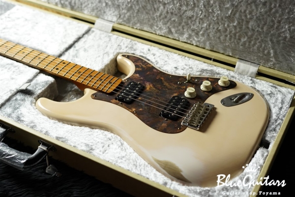 Model-S #036 Medium Aged - Faded Shell Pink with Copper Red
