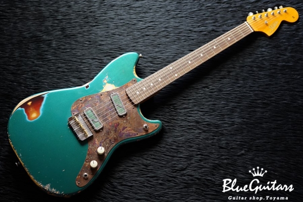 IRIS #026 - Metallic Green over 3Tone Sunburst