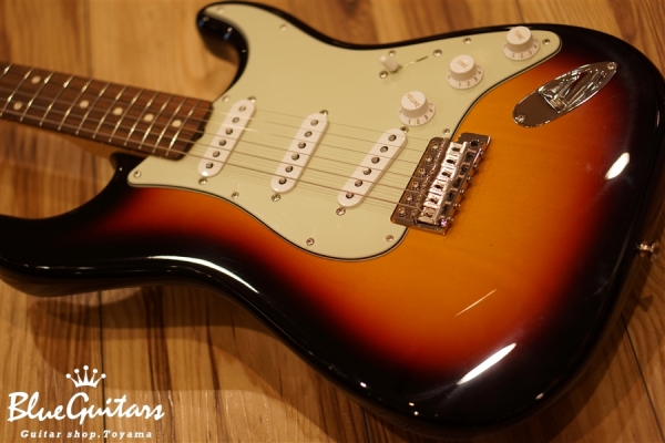 Team Built Custom 1960 Stratocaster N.O.S. - 3-Color Sunburst