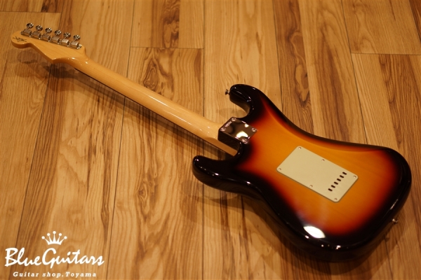 Team Built Custom 1960 Stratocaster N.O.S. - 3-Color Sunburst