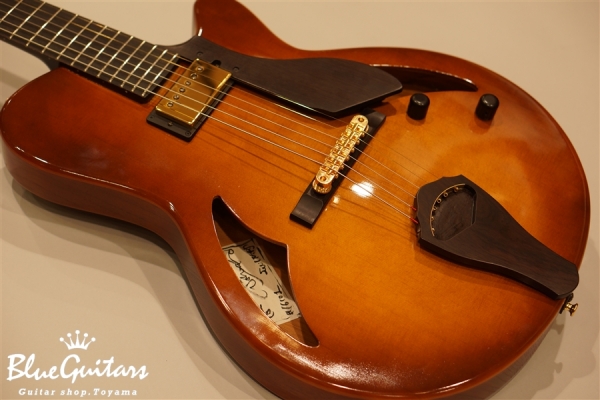 Arcus n's - Fin Hole