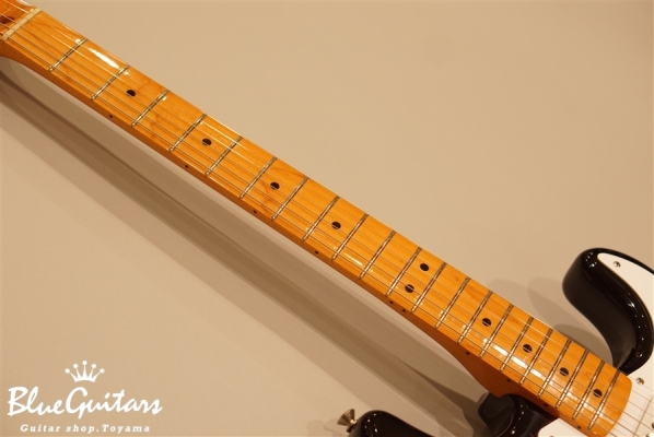 American Vintage '57 Stratocaster - 2-Color Sunburst