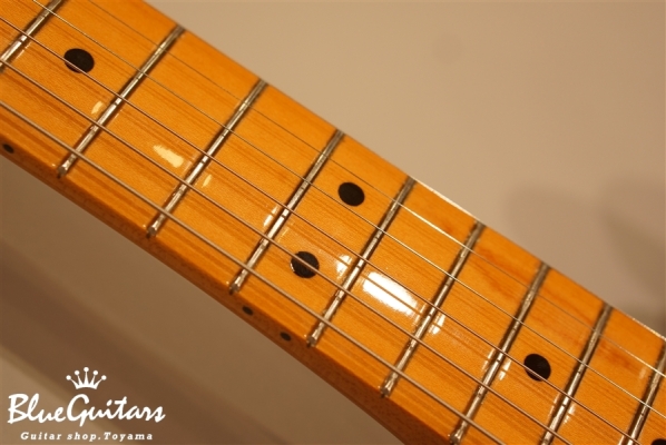 American Vintage '57 Stratocaster - 2-Color Sunburst