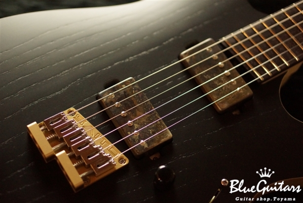 S-624MS Ash/R - Black(Open Pore)