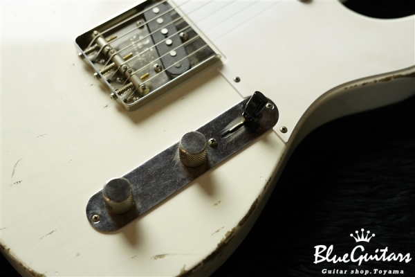 XTC-1 - White Blonde #975/Heavy Aged/Ash/Roasted 4A Grade Flame Maple Neck